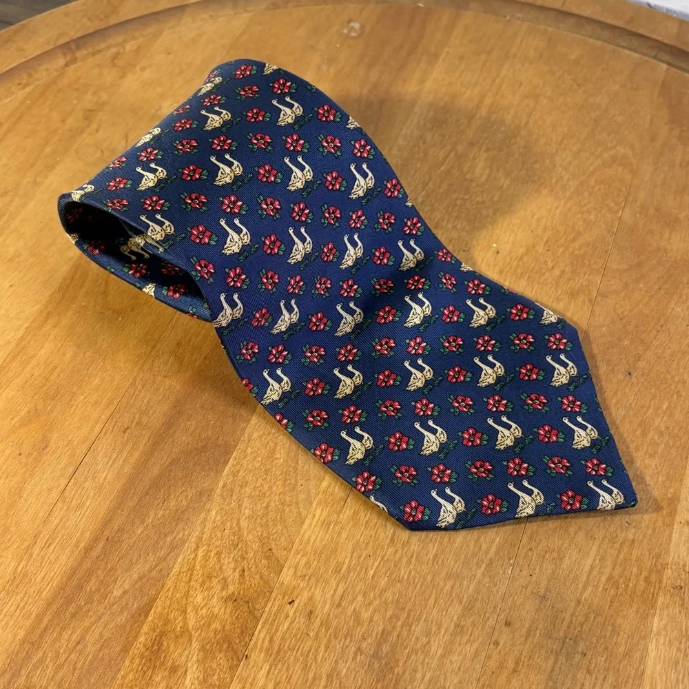Taylor &‎ Butler Reine Seide Blue Geese Goose Red Flower Print Silk Tie England